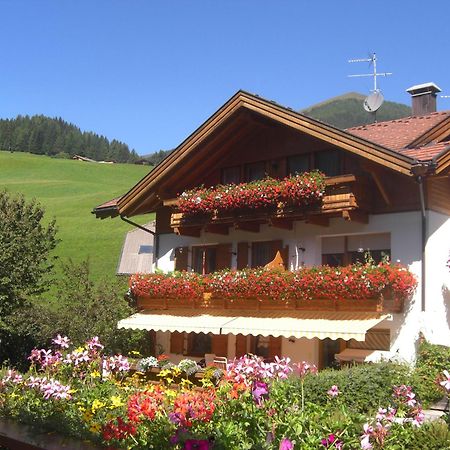 Appartements Haus Bachmann San Candido Exterior photo